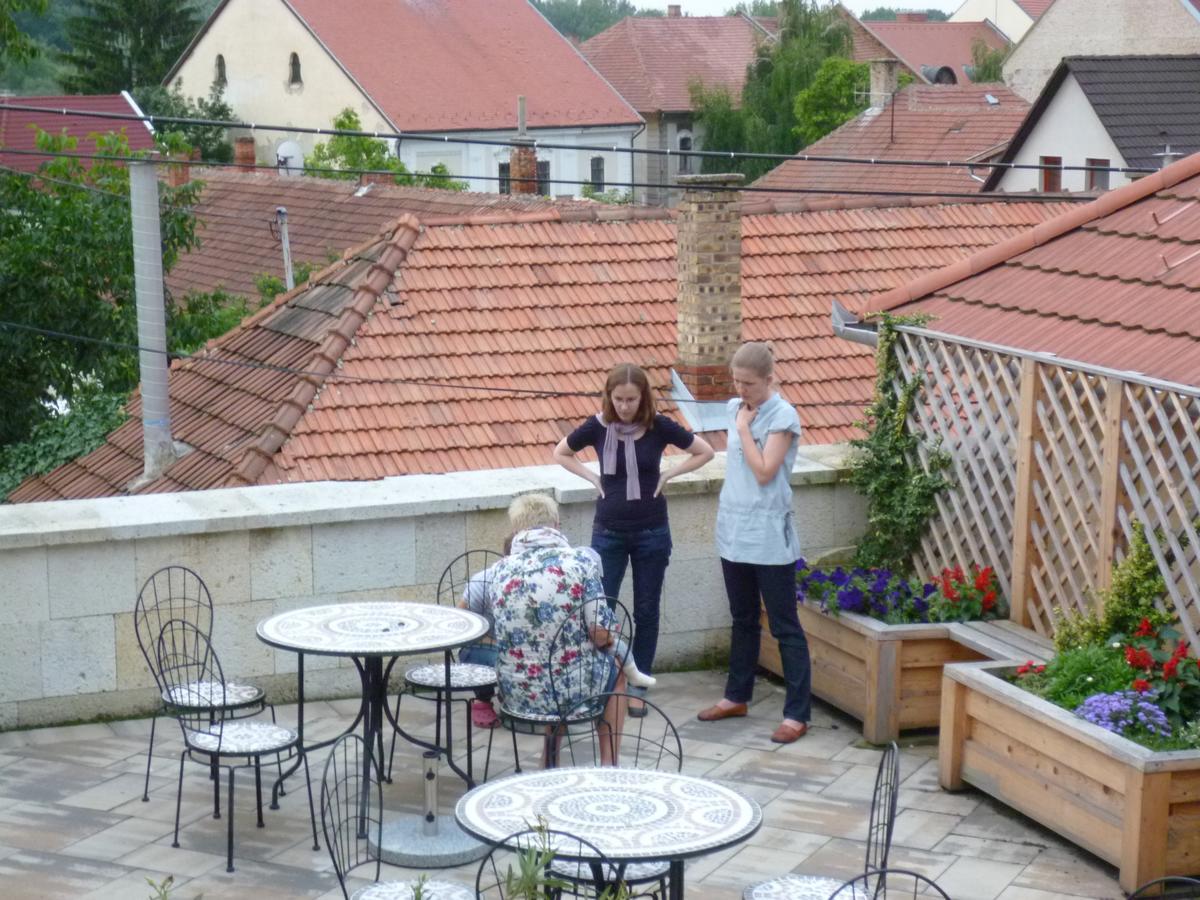 Erzsebet Pince Apartment Tokaj Exterior photo